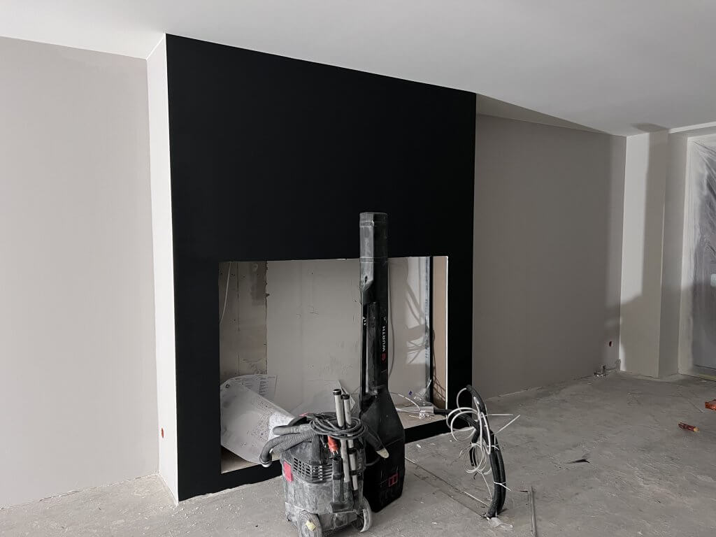 Fassadenanstrich für Lavis Store in München – saubere, moderne Ausführung